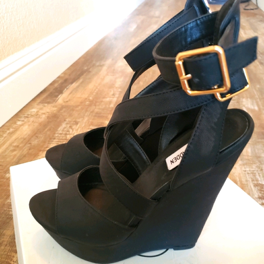 Steven Madden wedged heels